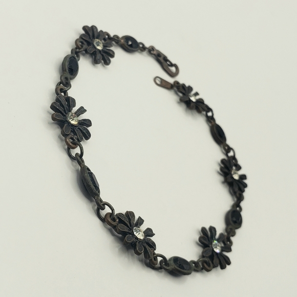 Vintage Dainty Daisy With Rhinestone Center Brownish Bronze Metal 8.5" long - Picture 6 of 9